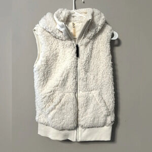 Women’s Sherpa Vest